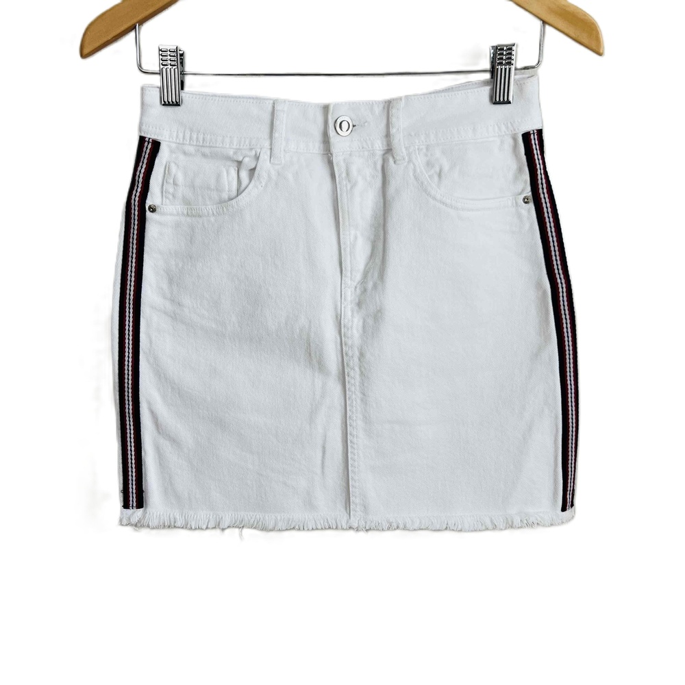Zara Basic‎ Size Small Skirt White Denim Mini Frayed Hem Striped Trim